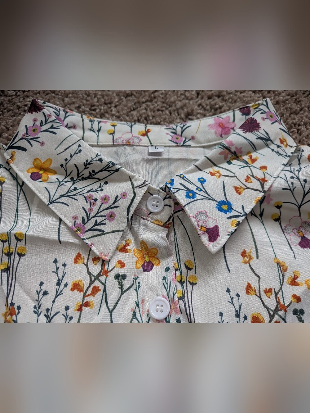 Floral Wildflower Button Up Blouse Women's Large - Picture 3 of 9